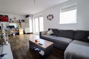 Lounge/Diner- click for photo gallery